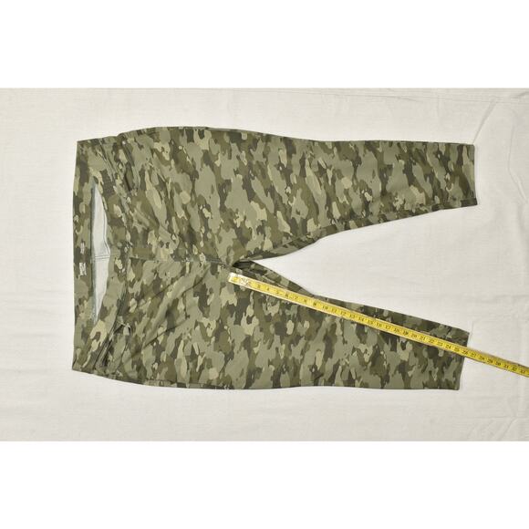 Levi Strauss Gold Signature Womens Camo Totally Shaping Pull-On Skinny Size 22W - Picture 3 of 8
